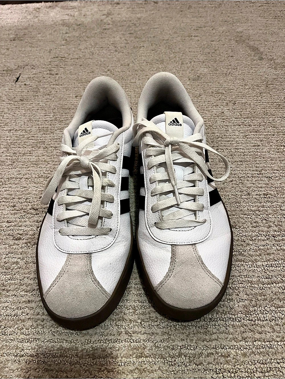 adidas Daily 3.0 Skate Shoes Mens Sneakers White & Brown